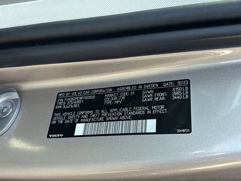 Certified 2024 Volvo XC90 B6 Plus w/ Protection Package Premier AWD/4WD image 32