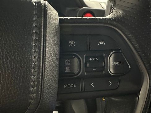 Used 2025 Toyota 4Runner TRD Off-Road image 20