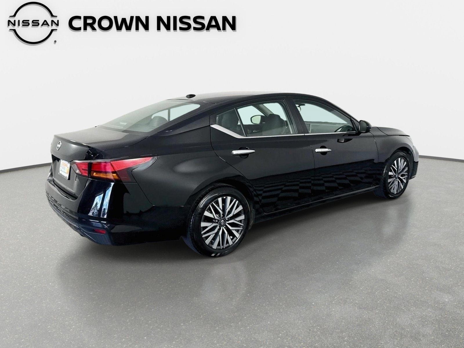 Certified 2025 Nissan Altima 2.5 SV FWD image 5