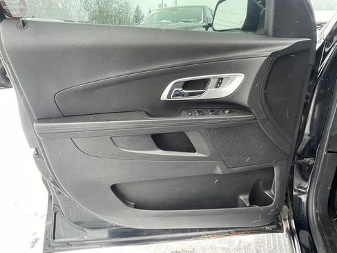 Used 2016 Chevrolet Equinox LT w/ Convenience Package image 9