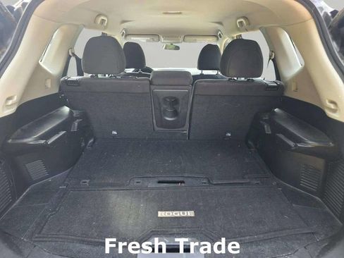 Used 2015 Nissan Rogue S AWD/4WD image 7
