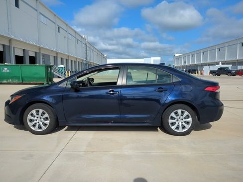 Used 2023 Toyota Corolla LE FWD image 8