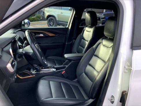 Used 2023 Chevrolet TrailBlazer ACTIV w/ Convenience Package image 6
