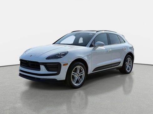 Used 2022 Porsche Macan AWD/4WD image 7