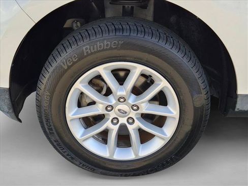 Used 2013 Ford Edge SE FWD image 10
