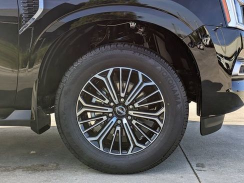 New 2026 Nissan Armada SL w/ Captain's Chari Seat Package image 12