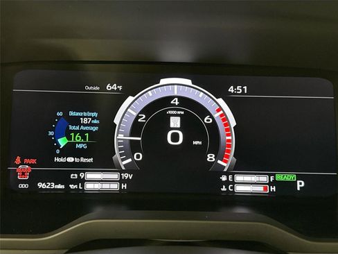 Certified 2023 Toyota Sequoia Platinum AWD/4WD image 21