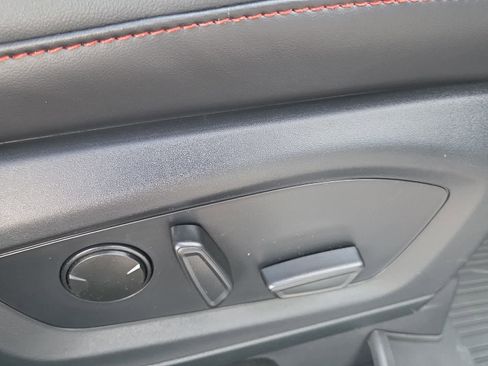 New 2026 Ford Explorer ST-Line w/ ST-Line Street Pack image 24