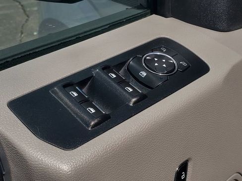 Used 2015 Ford F150 XLT w/ Equipment Group 301A Mid image 11