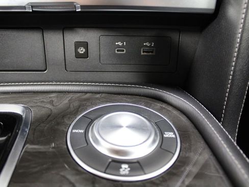 Used 2024 INFINITI QX80 Luxe image 49