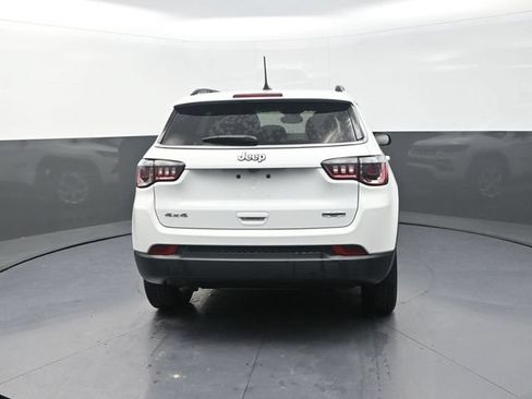Used 2024 Jeep Compass Latitude AWD/4WD image 7