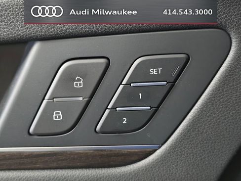 Used 2023 Audi Q5 2.0T Premium Plus w/ Premium Plus Package AWD/4WD image 13