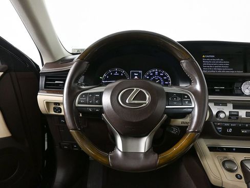 Used 2016 Lexus ES 350 w/ Navigation System Package FWD image 2