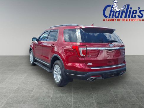 Used 2018 Ford Explorer XLT w/ Equipment Group 202A AWD/4WD image 5