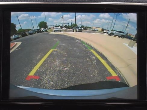 Used 2024 Chrysler Pacifica Limited image 27