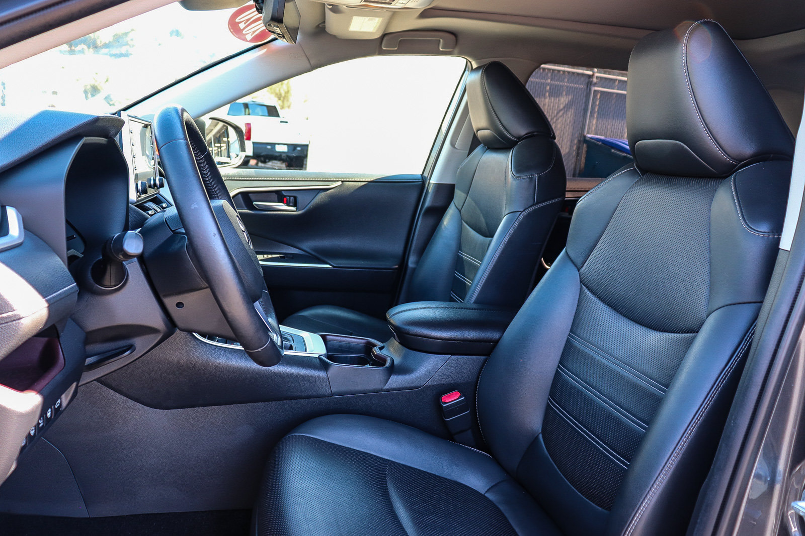 Certified 2020 Toyota RAV4 Limited FWD image 18