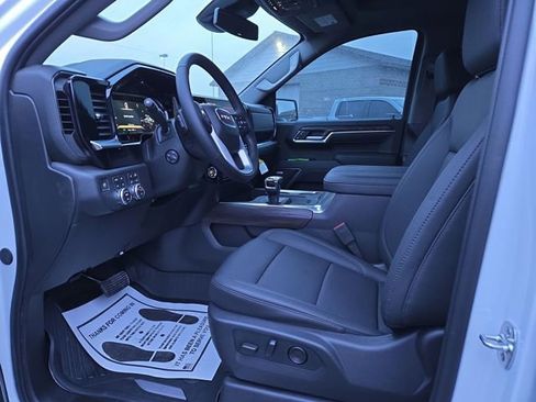 New 2026 GMC Sierra 1500 SLT w/ SLT Premium Package image 2