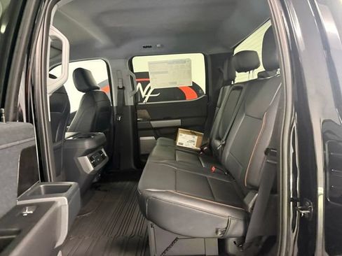 New 2026 Ford F250 Lariat w/ Black Appearance Package AWD/4WD image 12