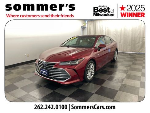 Used 2020 Toyota Avalon Limited w/ Advanced Safety Package image 2