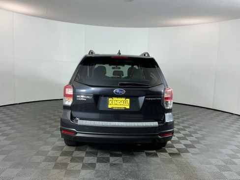 Used 2018 Subaru Forester 2.5i Premium AWD/4WD image 6