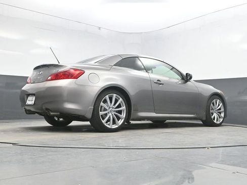 Used 2009 INFINITI G37 Convertible w/ Premium Pkg RWD image 33