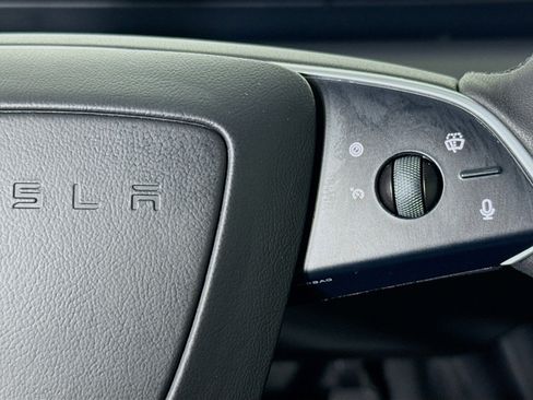 Used 2025 Tesla Model 3 Long Range image 14