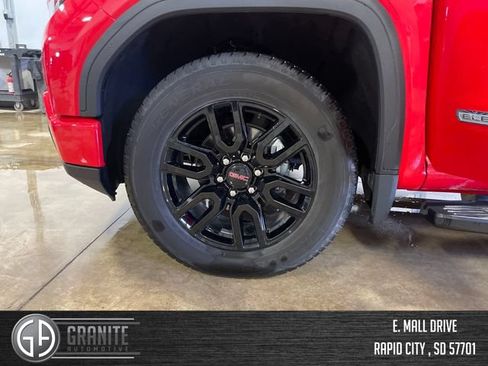 Used 2025 GMC Sierra 1500 Elevation AWD/4WD image 16