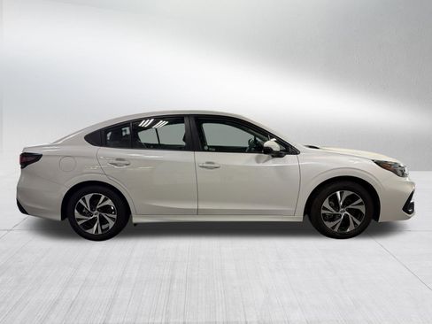 Used 2025 Subaru Legacy Premium AWD/4WD image 8