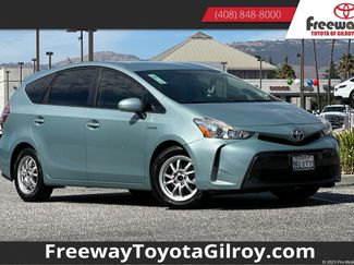 Used 2017 Toyota Prius V Three FWD video 1