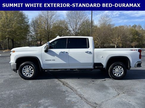 Used 2023 Chevrolet Silverado 2500 LTZ image 7