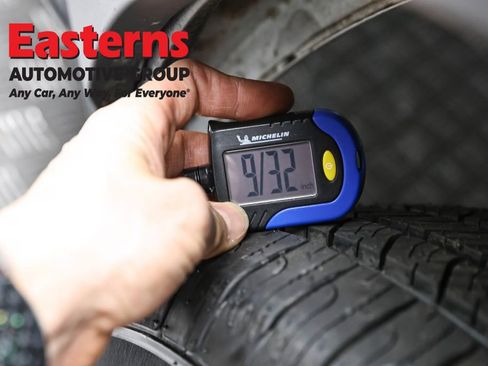 Used 2021 Ford Transit 250 Low Roof RWD image 28
