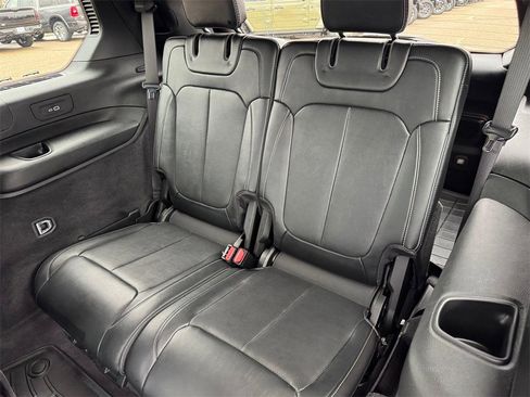 Used 2022 Jeep Grand Cherokee L Overland w/ Advanced Protech Group III image 14