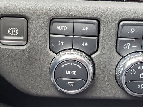 Used 2023 GMC Sierra 1500 SLT w/ SLT Premium Package image 25