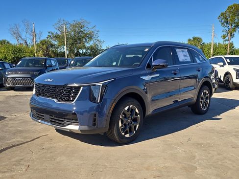 New 2026 Kia Sorento S AWD/4WD image 4