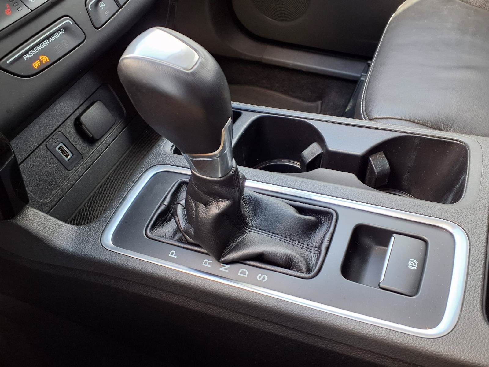 Used 2017 Ford Escape Titanium FWD image 18