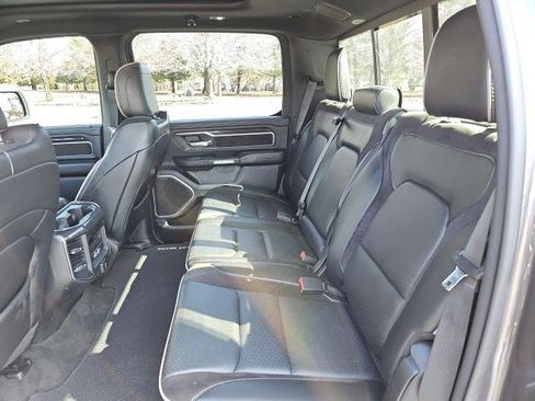 Used 2022 RAM 1500 Laramie w/ Sport Appearance Package image 18