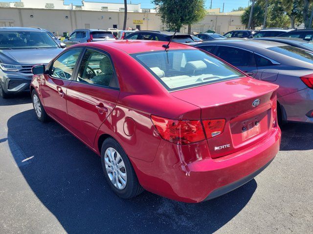 Used 2013 Kia Forte EX FWD image 5
