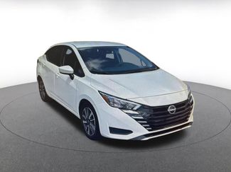 Used 2025 Nissan Versa SV FWD video 2