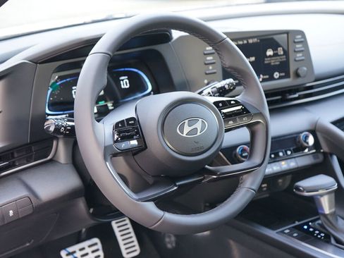 New 2026 Hyundai Elantra SEL Sport Premium FWD image 8
