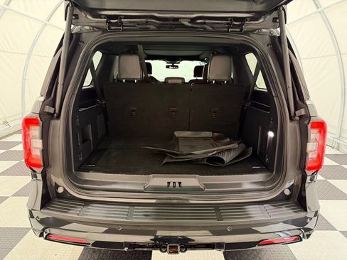 Used 2023 Ford Expedition Max Limited image 5