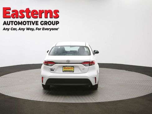 Used 2024 Toyota Corolla LE image 36