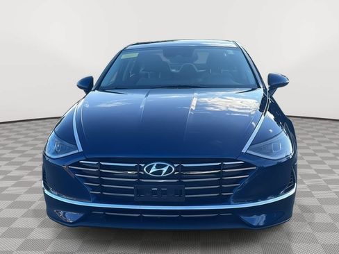 Used 2022 Hyundai Sonata SE FWD image 2