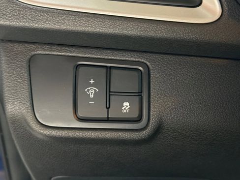 Used 2022 Hyundai Accent SEL image 34