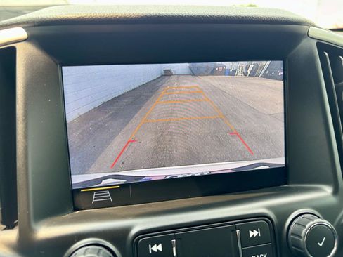 Used 2021 GMC Terrain SLT AWD/4WD image 4