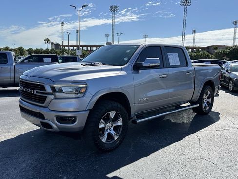 Used 2019 RAM 1500 Laramie AWD/4WD image 7