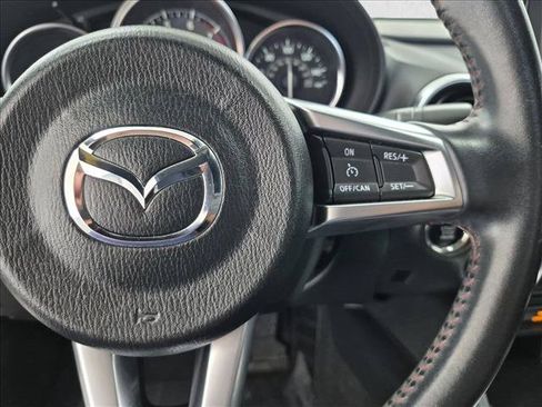 Used 2018 MAZDA MX-5 Miata Grand Touring RWD image 24