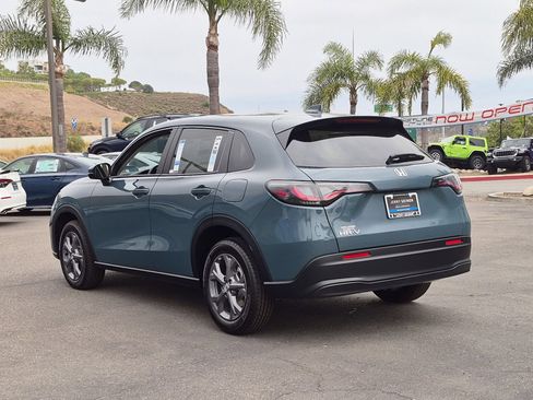 New 2027 Honda HR-V LX image 9