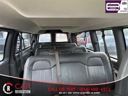Used 2019 Chevrolet Express 3500 LS image 36