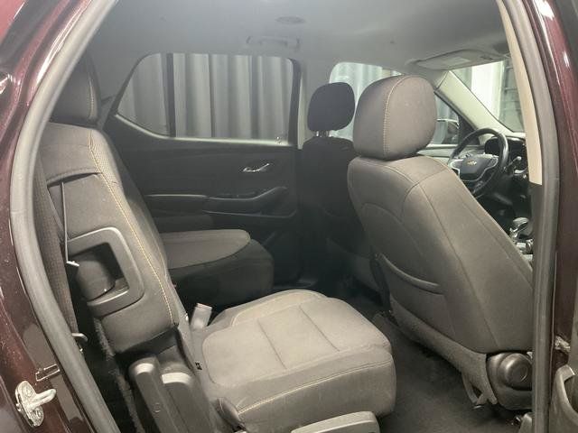 Used 2021 Chevrolet Traverse LT FWD image 10