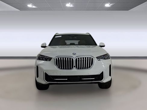 New 2026 BMW X5 xDrive40i w/ Executive Package image 6